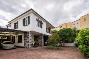 Casa da Praceta by HR Madeira
